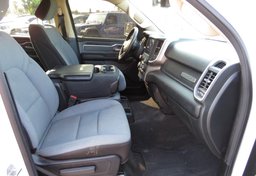 2020 Ram 1500 - Image 28
