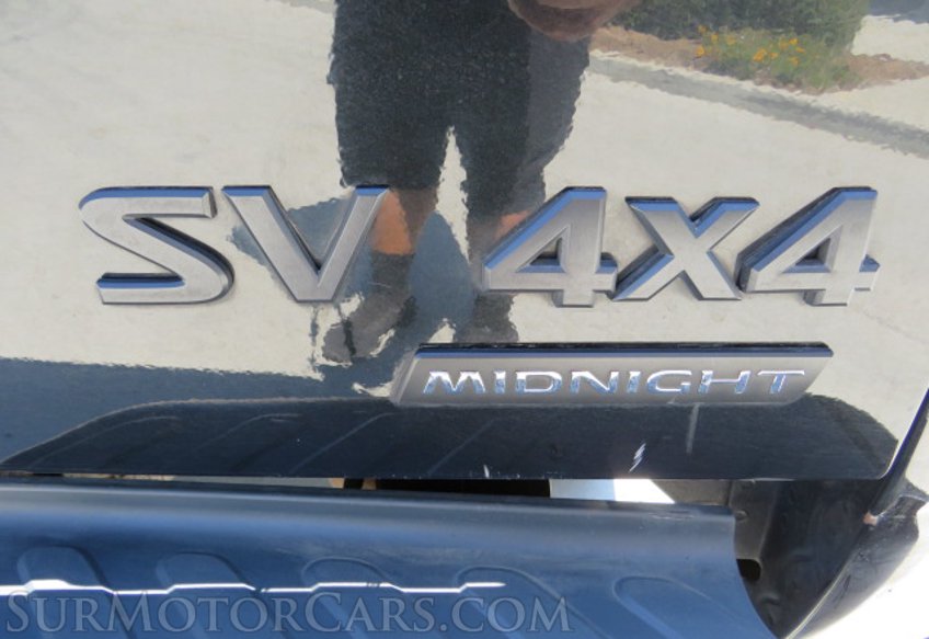 2021 Nissan Frontier - Image 15