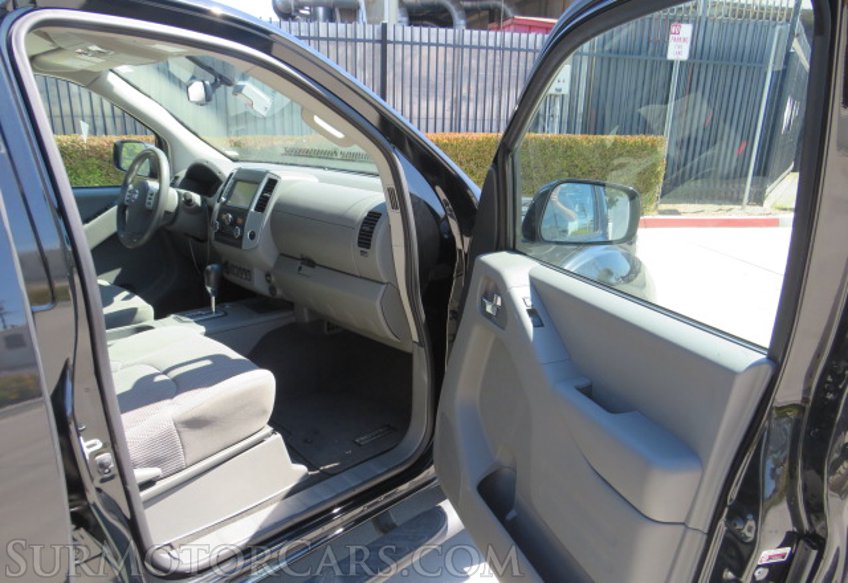 2021 Nissan Frontier - Image 22