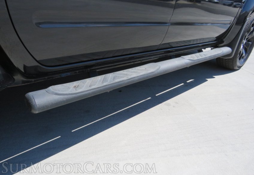 2021 Nissan Frontier - Image 14