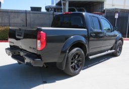 2021 Nissan Frontier - Image 10