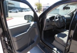 2021 Nissan Frontier - Image 21