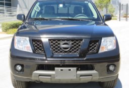 2021 Nissan Frontier - Image 11