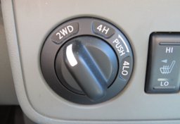 2021 Nissan Frontier - Image 42