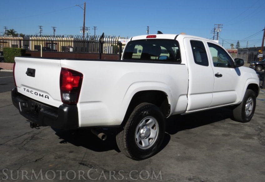 2018 Toyota Tacoma - Image 8