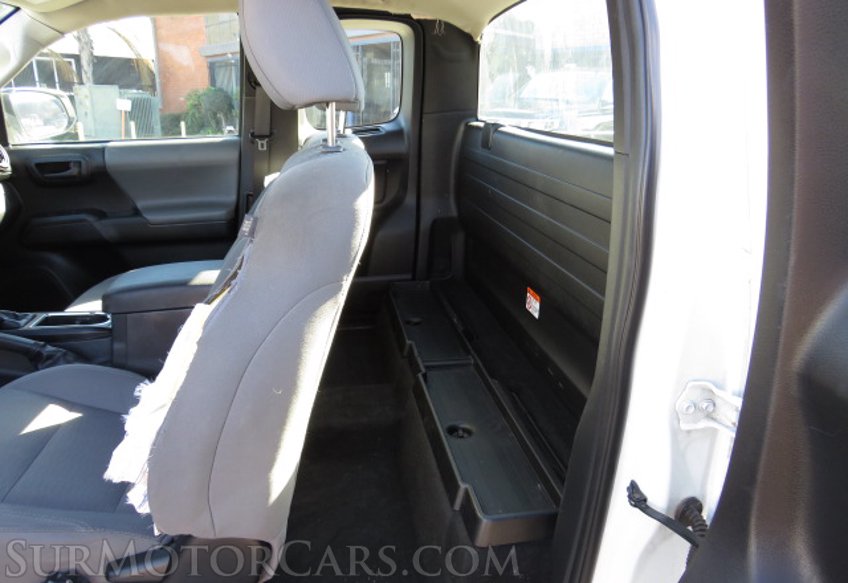 2018 Toyota Tacoma - Image 28