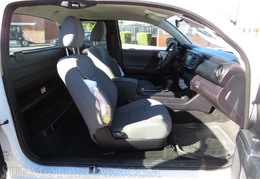 2018 Toyota Tacoma - Image 22