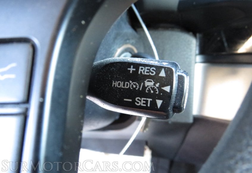 2018 Toyota Tacoma - Image 32