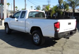2018 Toyota Tacoma - Image 7