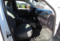 2018 Toyota Tacoma - Image 26