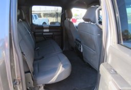 2017 Ford F-150 - Image 33