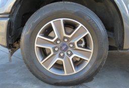 2017 Ford F-150 - Image 23