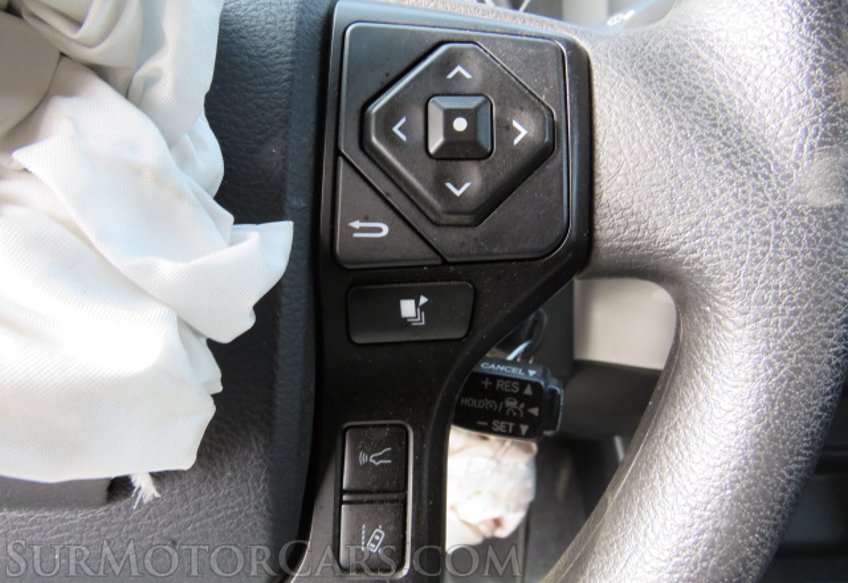 2019 Toyota Tacoma 4WD - Image 34