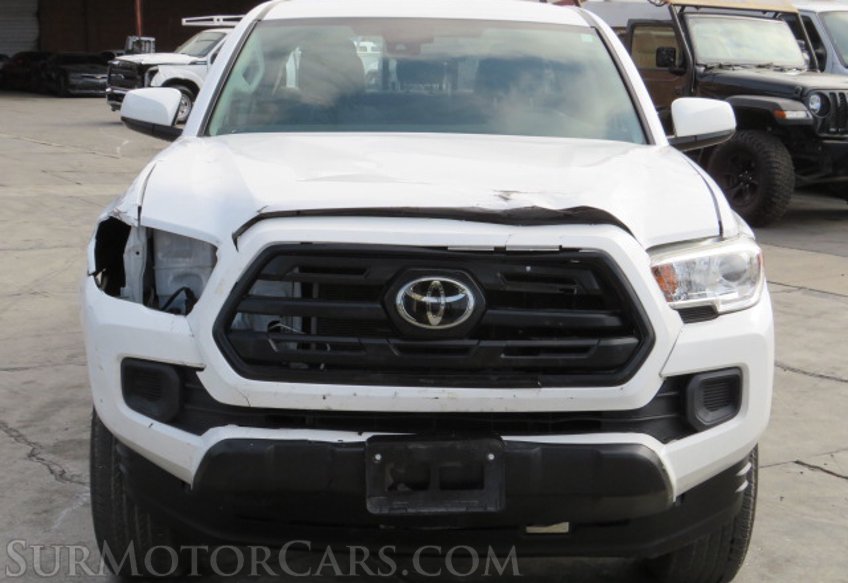 2019 Toyota Tacoma 4WD - Image 9