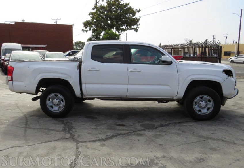 2019 Toyota Tacoma 4WD - Image 12