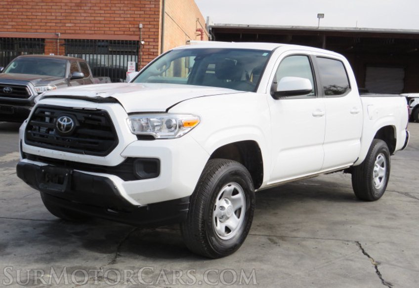 2019 Toyota Tacoma 4WD - Image 3