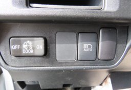 2019 Toyota Tacoma 4WD - Image 36