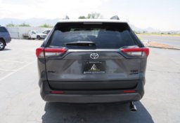 2021 Toyota RAV4 - Image 13