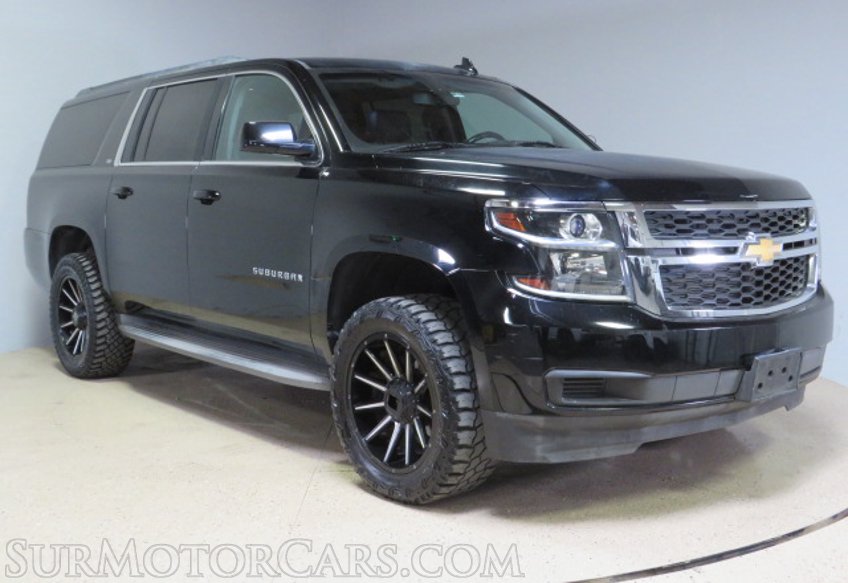 2015 Chevrolet Suburban - Image 3