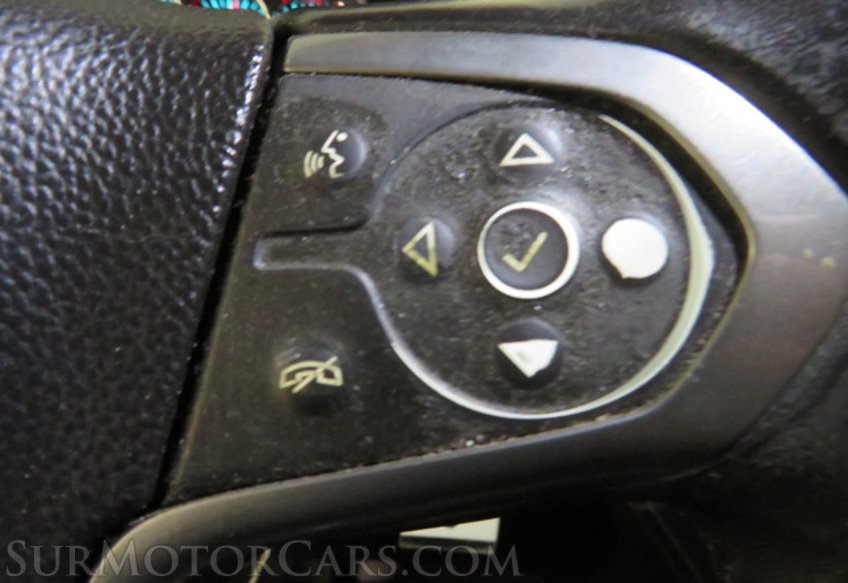 2015 Chevrolet Suburban - Image 34