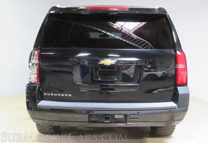 2015 Chevrolet Suburban - Image 12