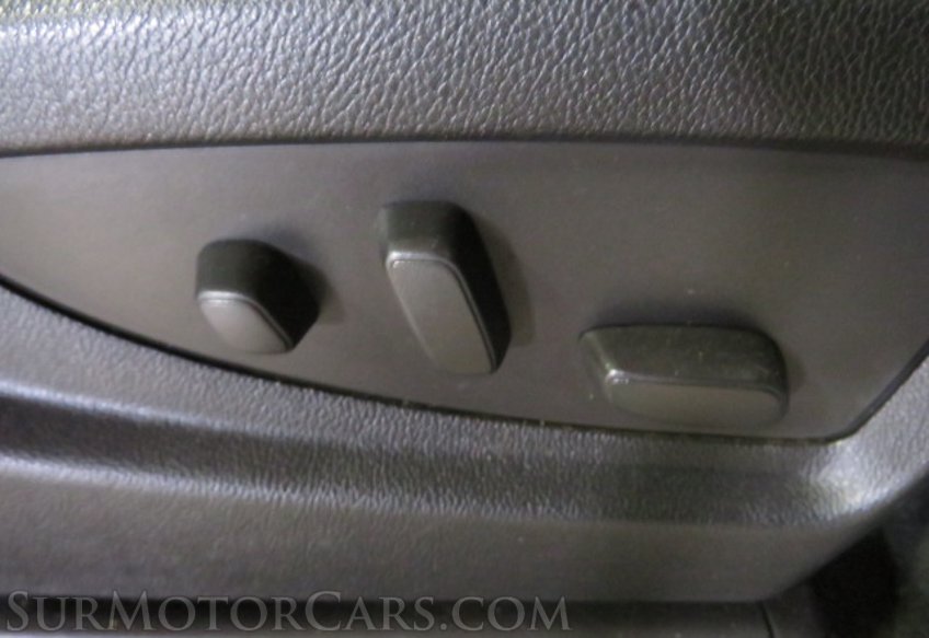 2015 Chevrolet Suburban - Image 43