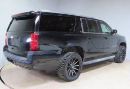 2015 Chevrolet Suburban - Image 8