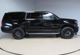 2015 Chevrolet Suburban - Image 10