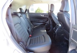2021 Ford Edge - Image 25