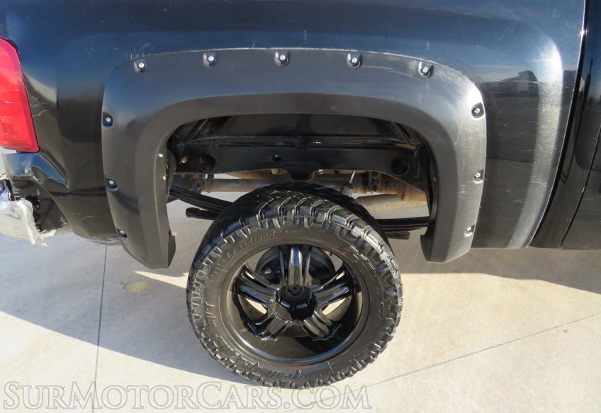 2007 Chevrolet Silverado 1500 - Image 19