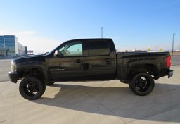 2007 Chevrolet Silverado 1500 - Image 10