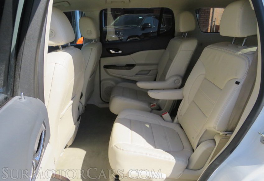 2020 GMC Acadia - Image 30