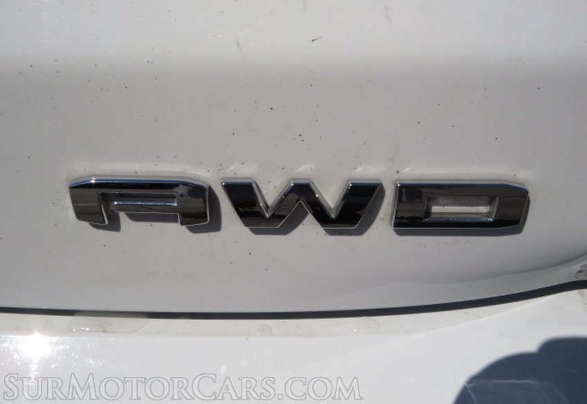 2020 GMC Acadia - Image 19