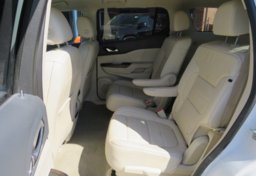 2020 GMC Acadia - Image 30