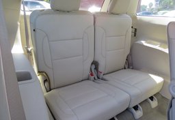 2020 GMC Acadia - Image 35