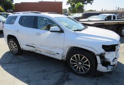 2020 GMC Acadia - Image 2