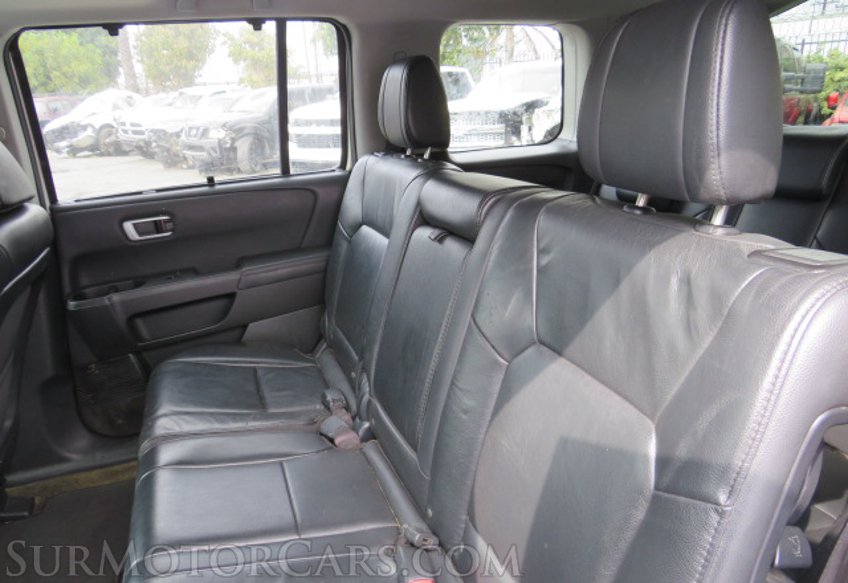 2015 Honda Pilot - Image 32