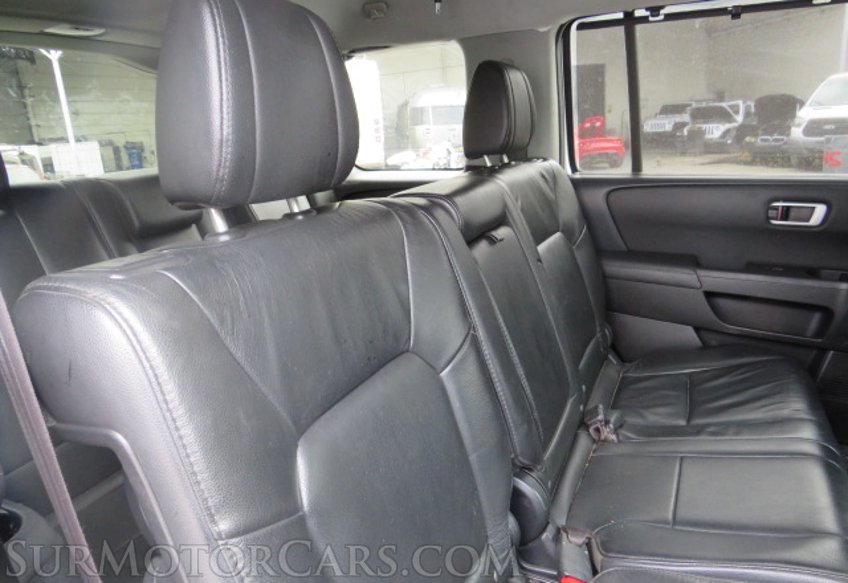 2015 Honda Pilot - Image 31