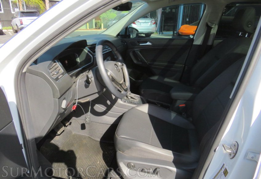 2019 Volkswagen Tiguan - Image 23