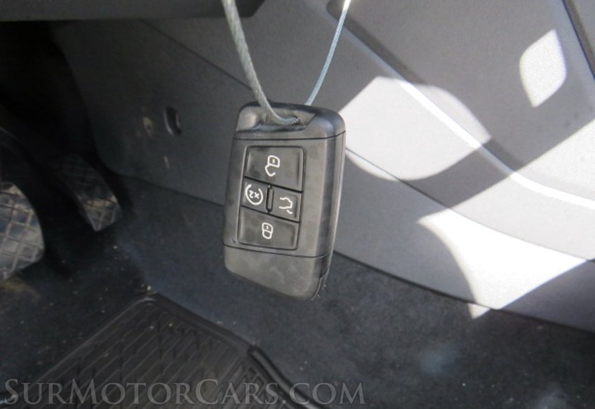 2019 Volkswagen Tiguan - Image 38