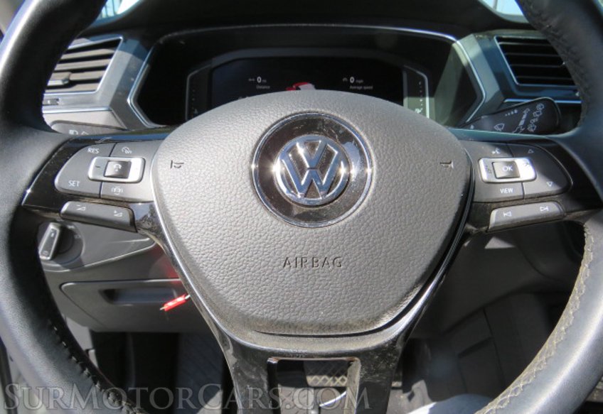 2019 Volkswagen Tiguan - Image 34