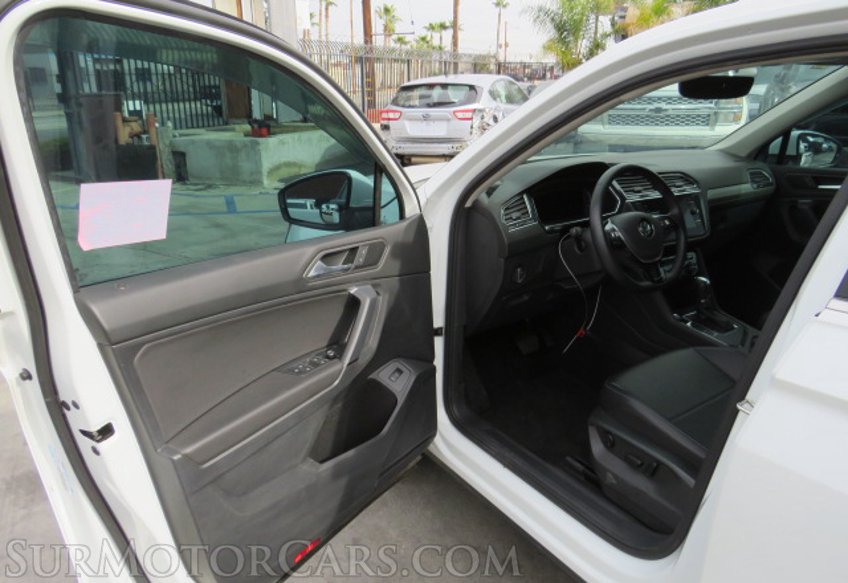 2019 Volkswagen Tiguan - Image 17