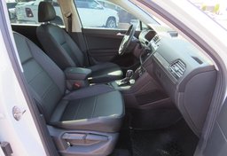 2019 Volkswagen Tiguan - Image 22