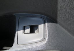 2019 Volkswagen Tiguan - Image 41