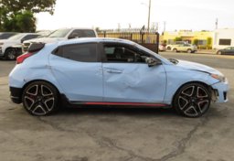 2021 Hyundai Veloster N - Image 12