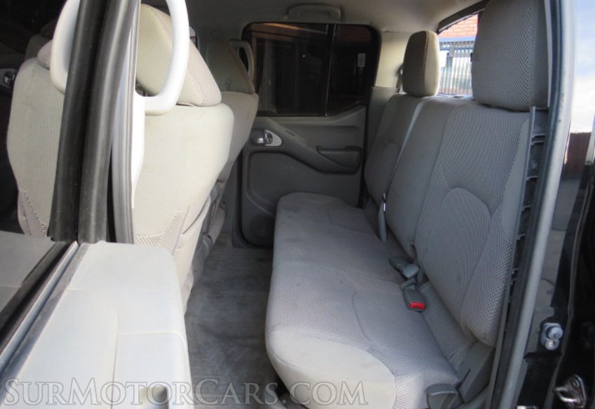 2014 Nissan Frontier - Image 28