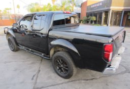 2014 Nissan Frontier - Image 8