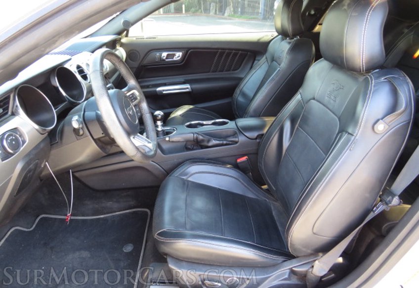 2015 Ford Mustang - Image 23