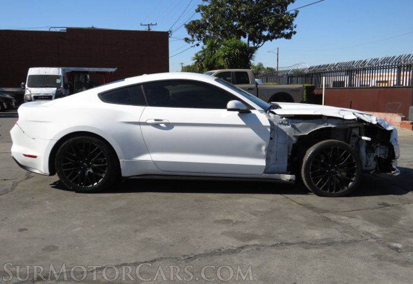 2015 Ford Mustang - Image 12