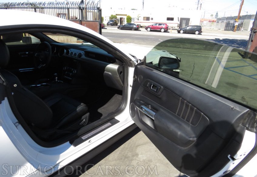 2015 Ford Mustang - Image 22